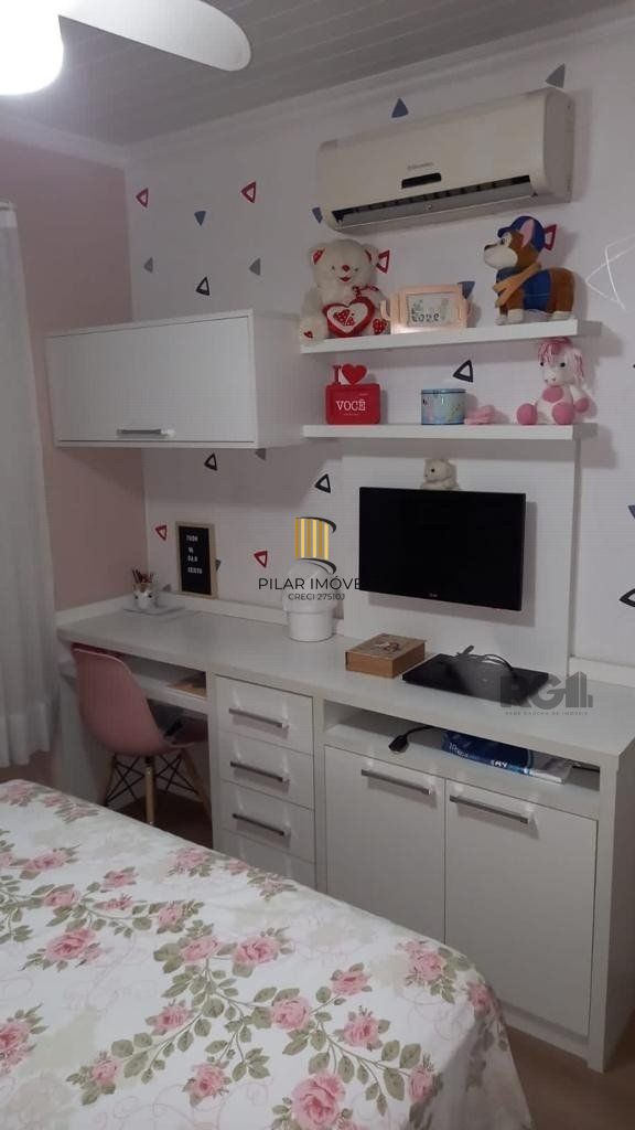 Casa 4 Dormitório(s) Bairro Hípica