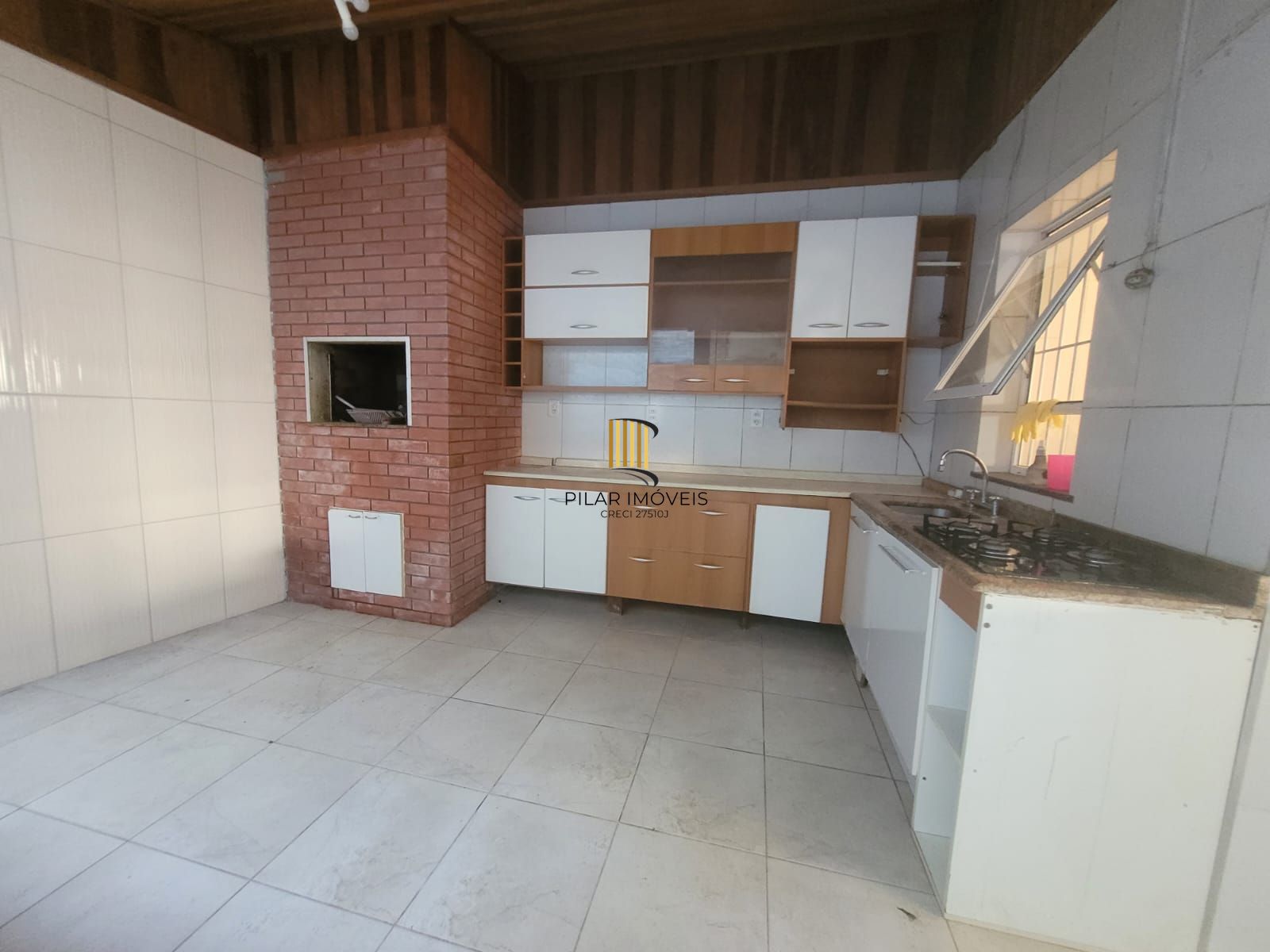 Casa de Condomínio 3 dormitórios no bairro Hípica
