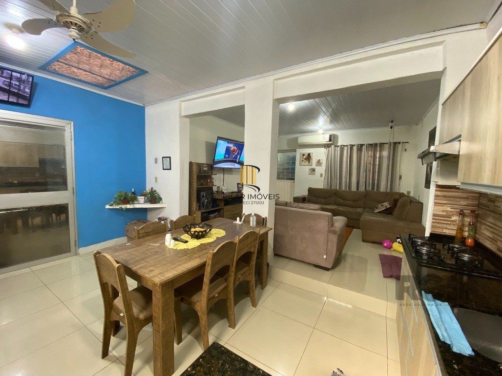 Casa 2 Dormitório(s) Bairro Restinga