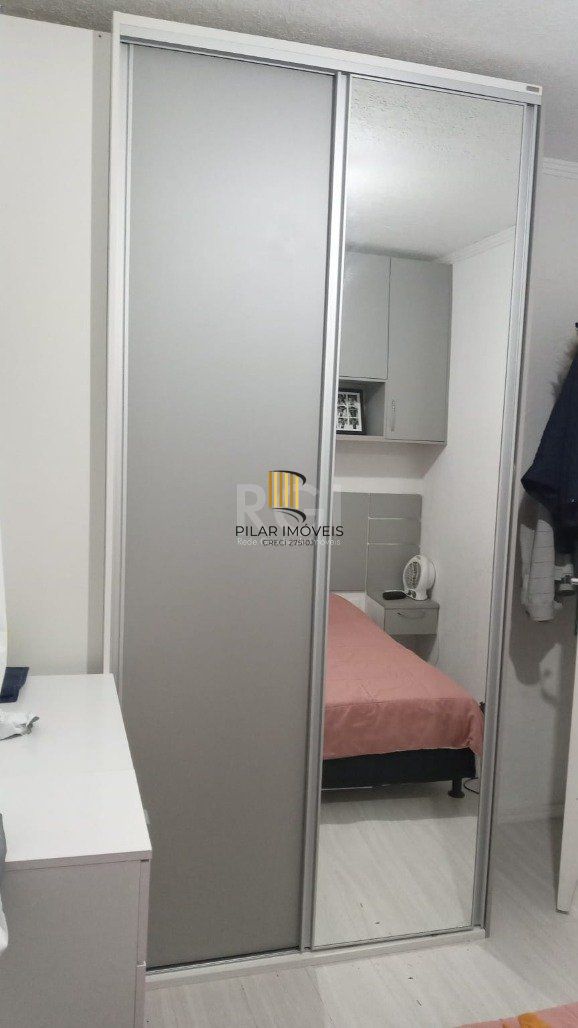 Apartamento para Venda - 40.98m², 2 dormitórios, 1 vaga - Restinga
