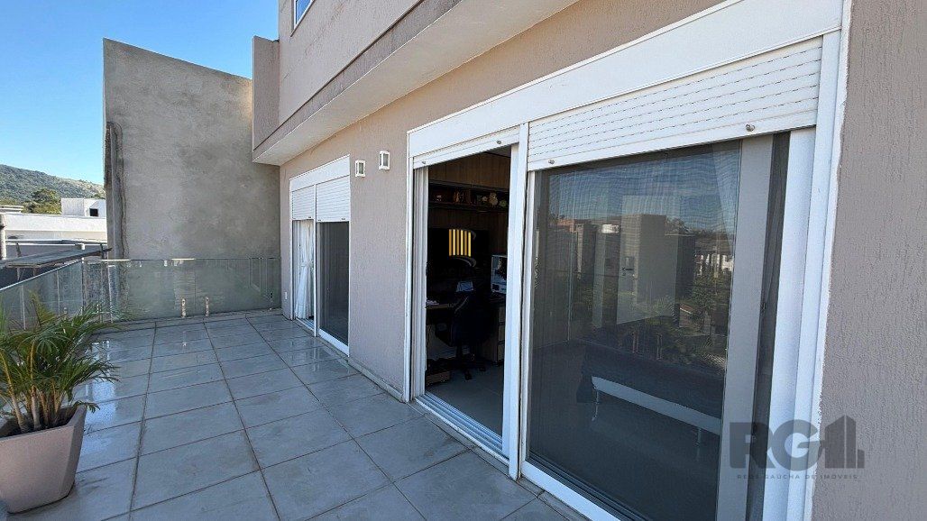 Casa Condominio 4 Dormitório(s) Bairro Hípica