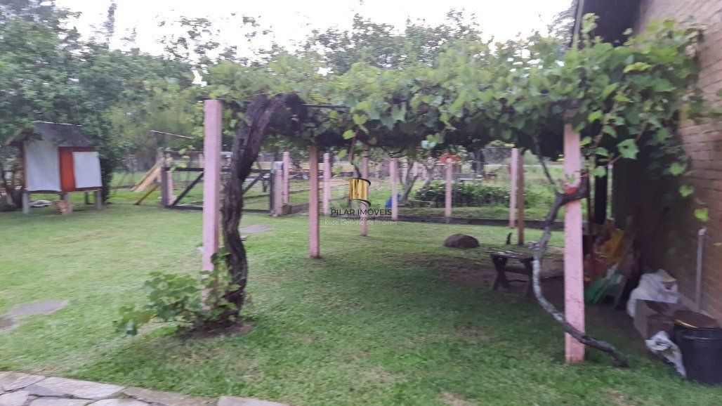 Sítio para Venda - 242m², 2 dormitórios, sendo 2 suites, 2 vagas - Itapuã