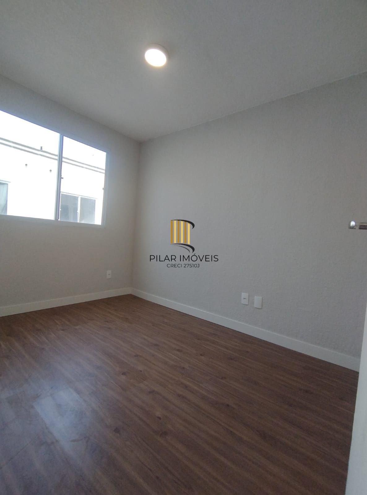 Apartamento 2 dormitórios no bairro Restinga