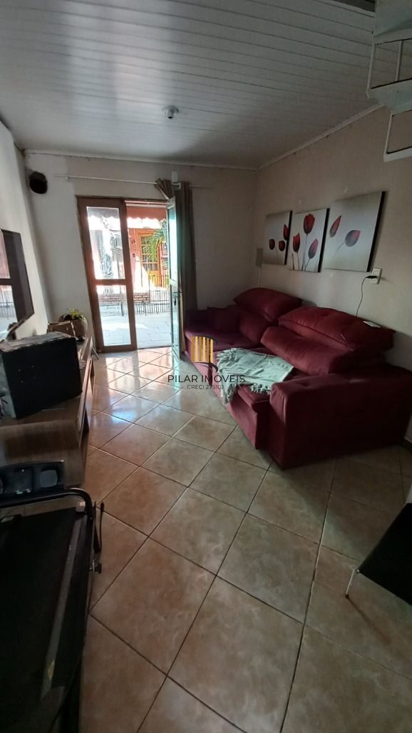 Sobrado para Venda - 68m², 2 dormitórios, sendo 1 suites, 1 vaga - Campo Novo