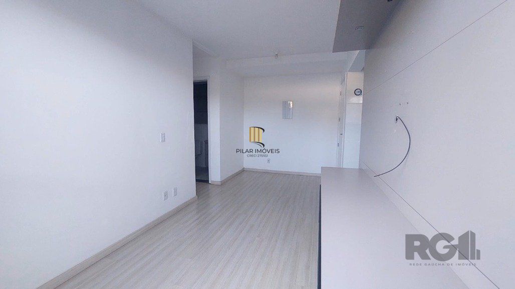 Apartamento 2 Dormitório(s) Bairro Morro Santana