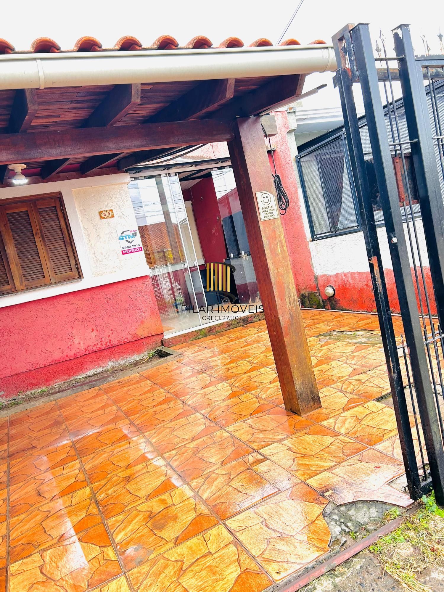 Casa 4 dormitórios no bairro Hípica