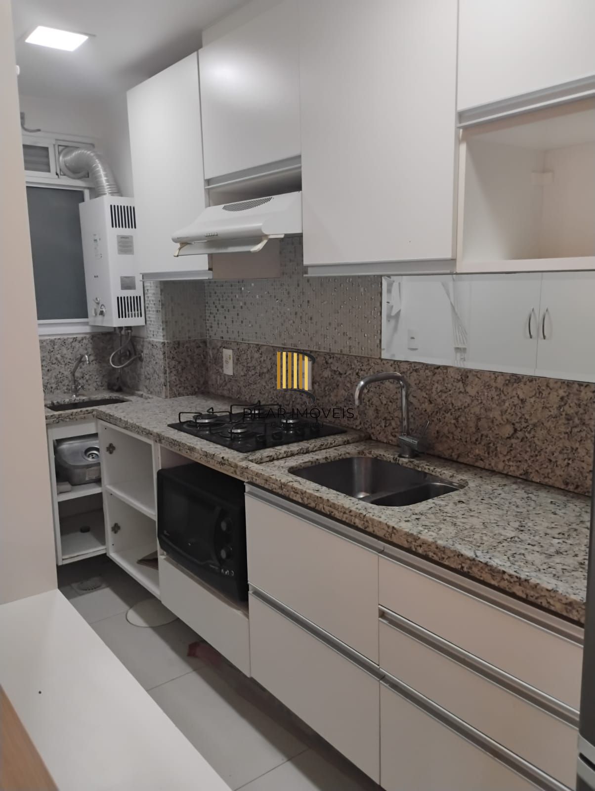 Apartamento 2 dormitórios no bairro Cavalhada