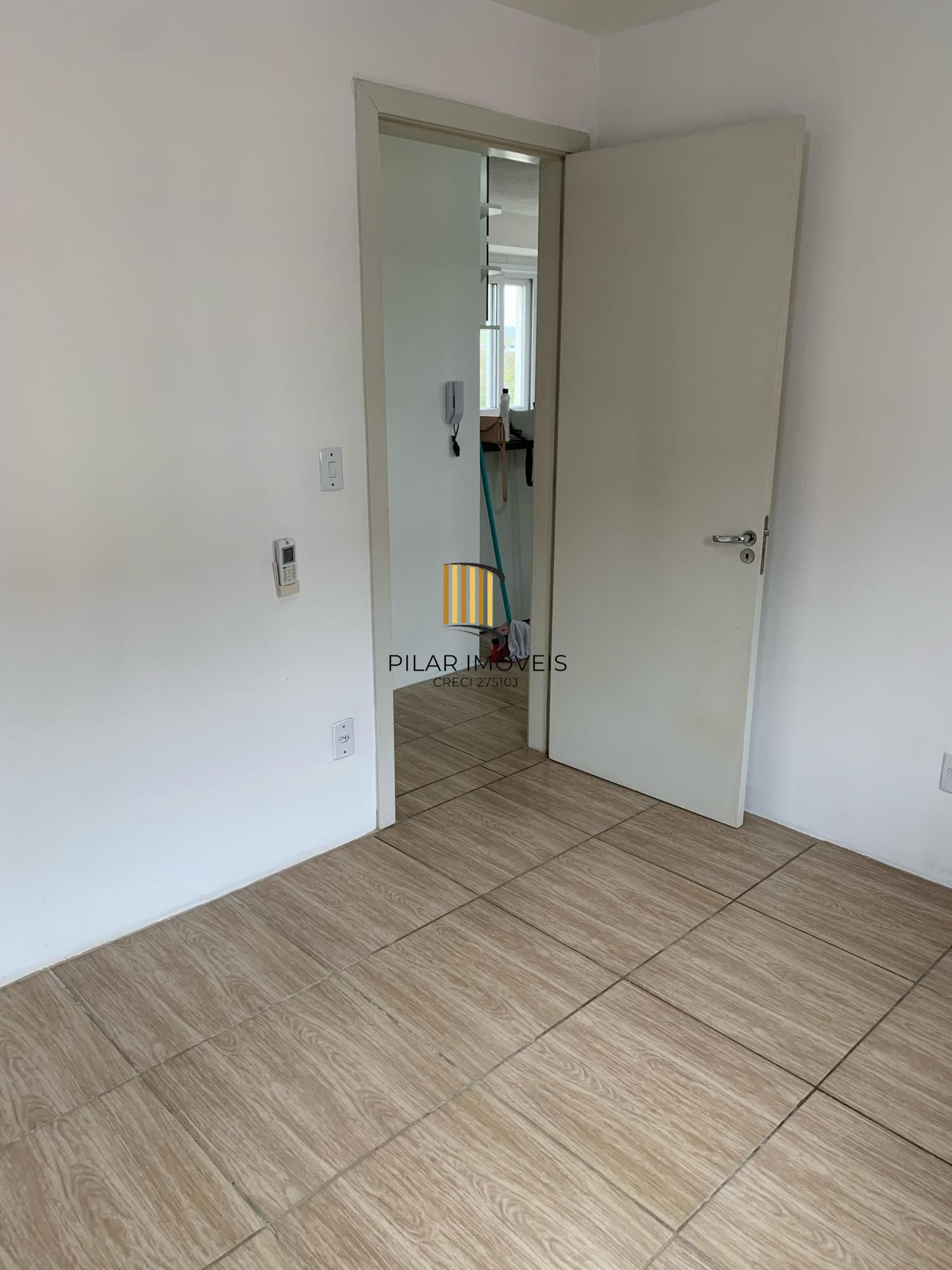 Apartamento 2 dormitórios no bairro Restinga