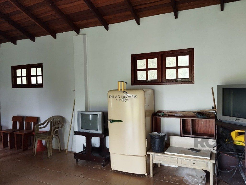 Casa 3 Dormitório(s) Bairro Lomba do Pinheiro