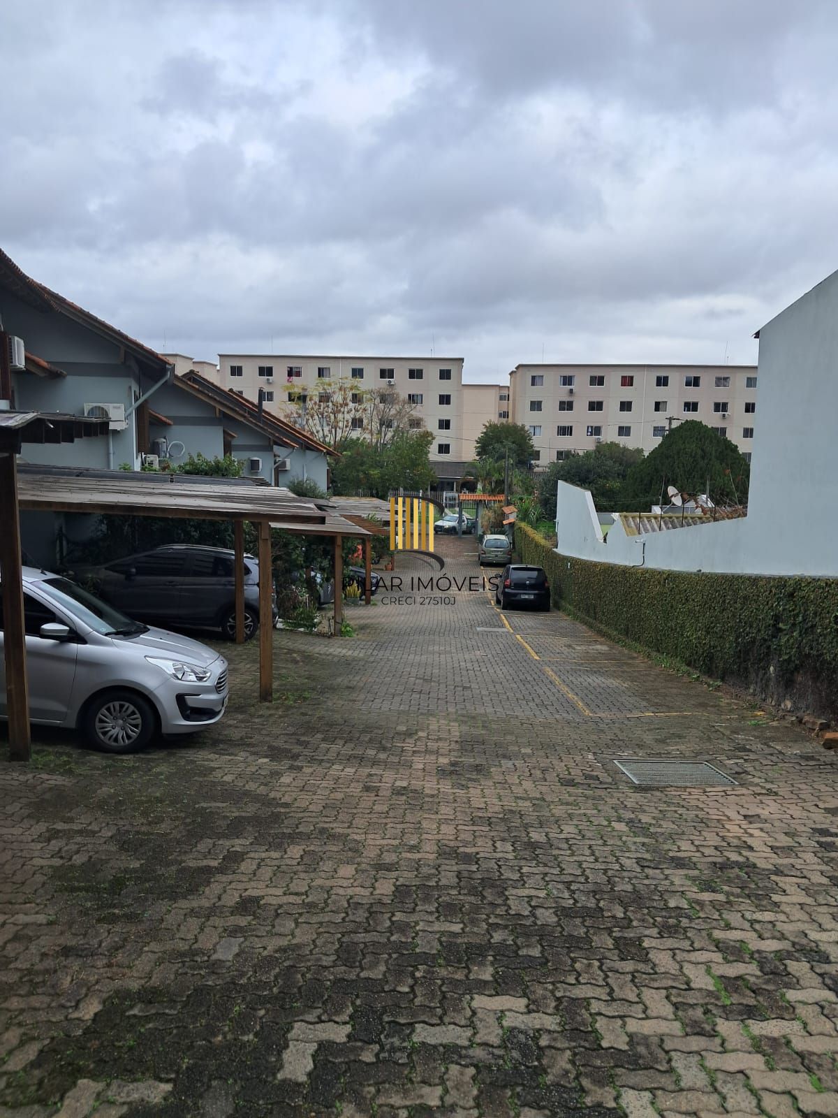 Casa de Condomínio 4 dormitórios no bairro Ipanema