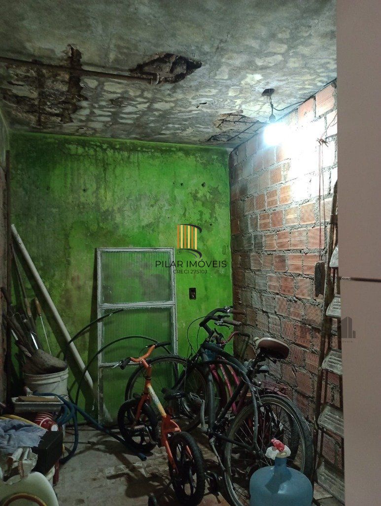 Casa 2 Dormitório(s) Bairro Jari