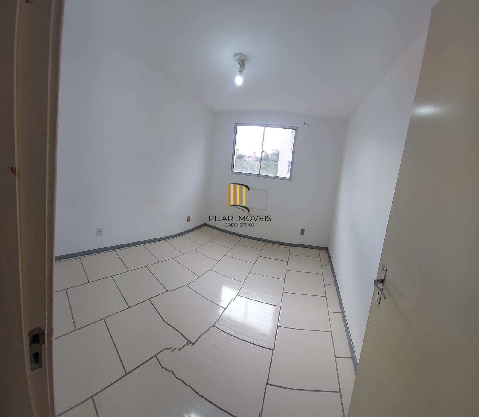 Apartamento 2 dormitórios no bairro Restinga
