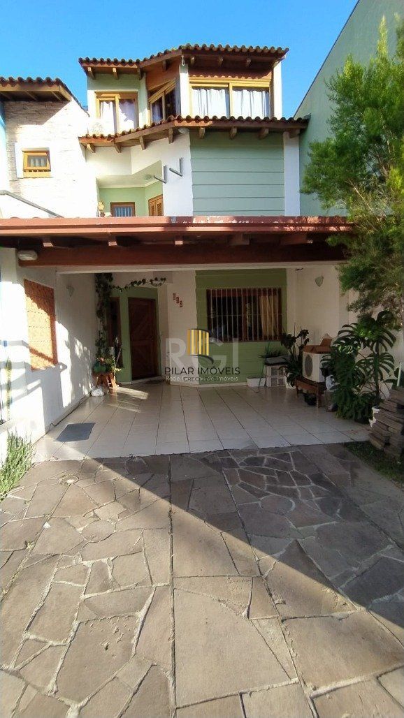 Sobrado para Venda - 136m², 4 dormitórios, sendo 2 suites, 2 vagas - Aberta dos Morros