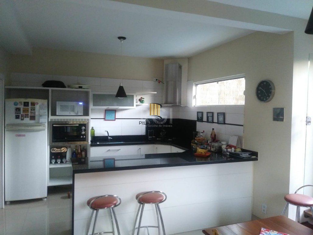 Casa 3 Dormitório(s) Bairro Imperial Parque