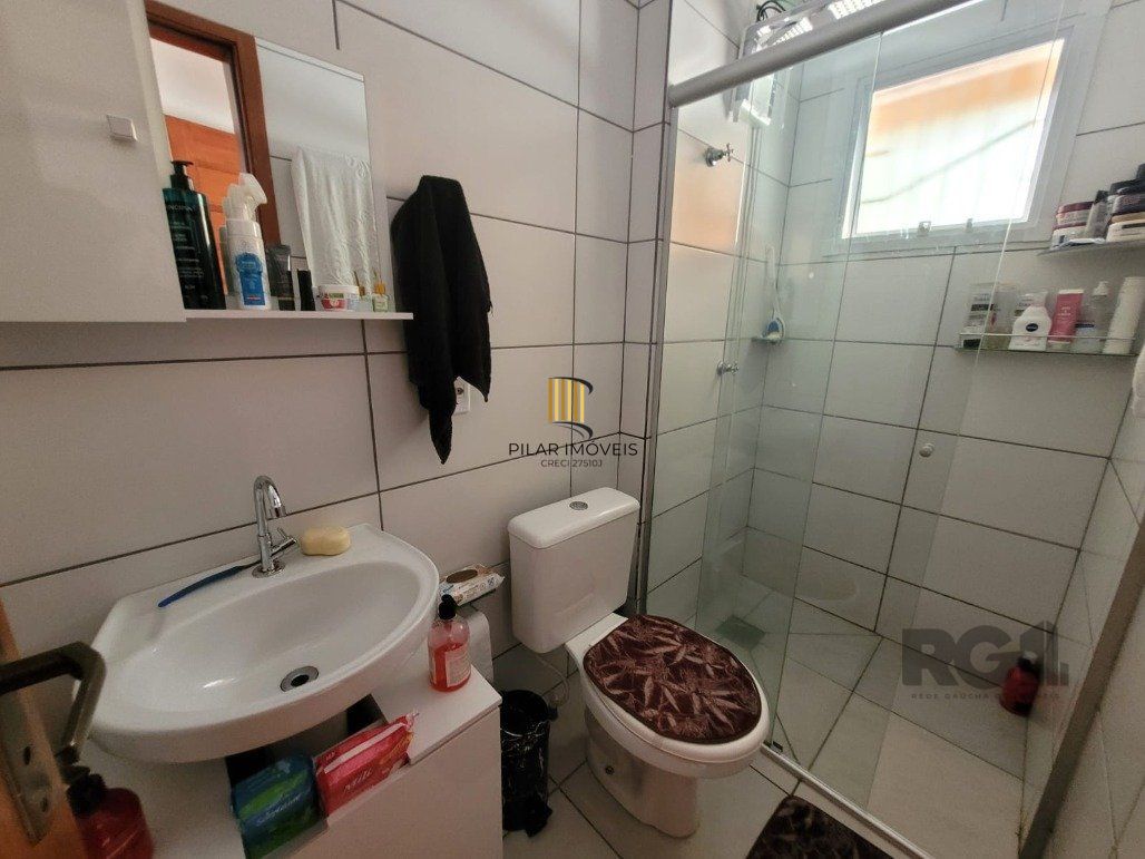 Casa 2 dormitórios no bairro Restinga