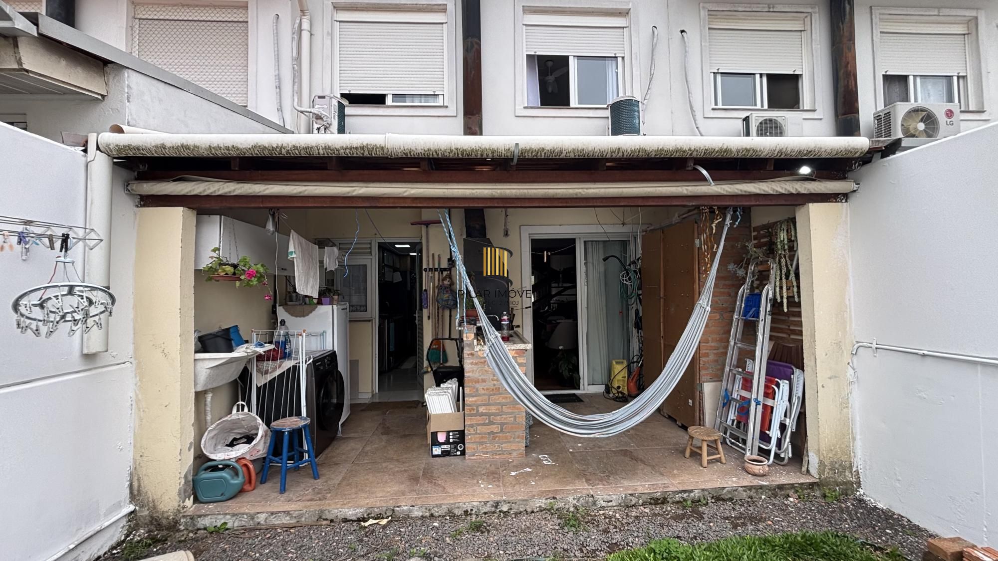 Casa de Condomínio 3 dormitórios no bairro Hípica