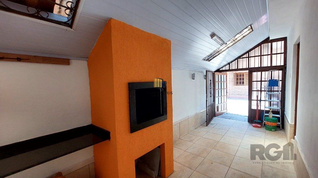 Casa de Condomínio 3 dormitórios no bairro Glória