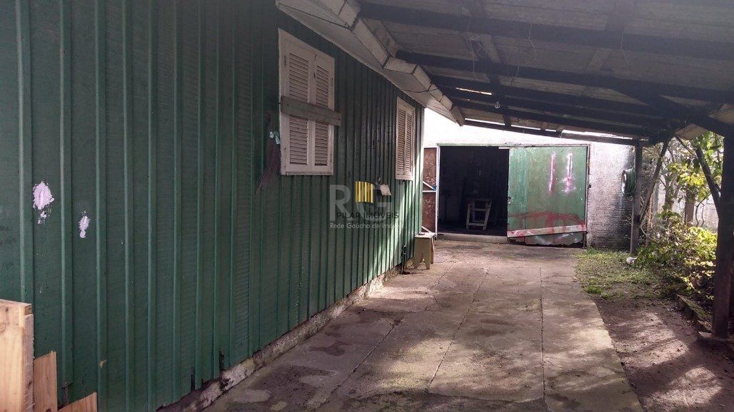 Casa para Venda - 150m², 2 dormitórios, Balneario Magisterio