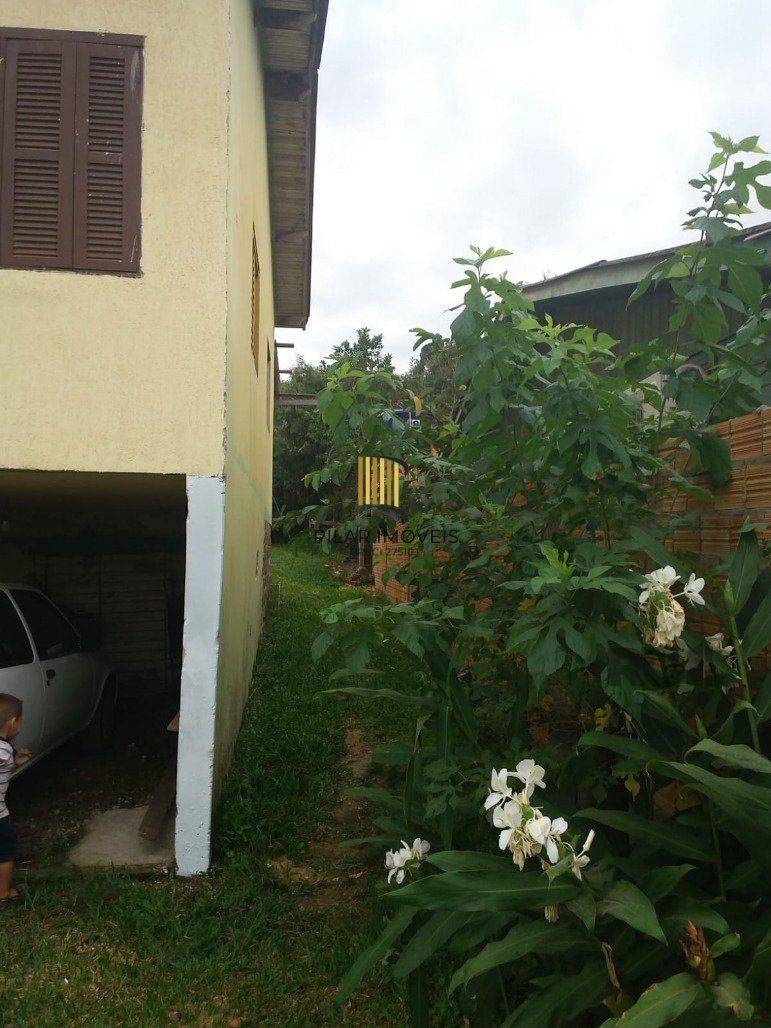 Casa 2 Dormitório(s) Bairro Hípica