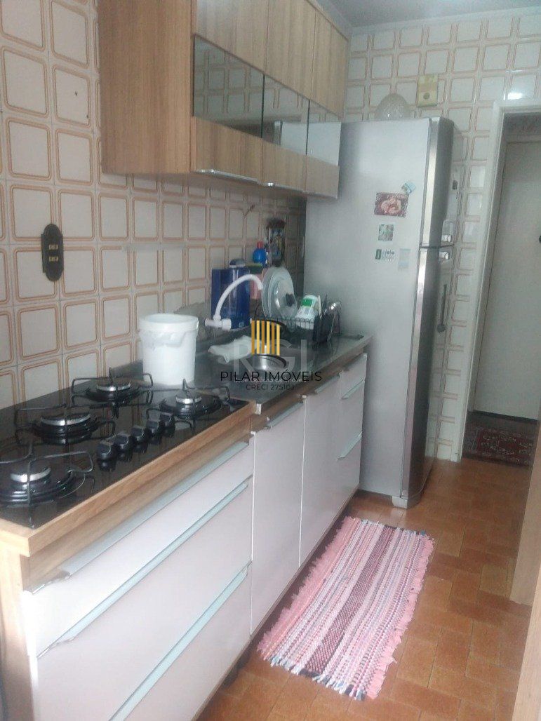 Apartamento para Venda - 48m², 2 dormitórios, 1 vaga - Rubem Berta