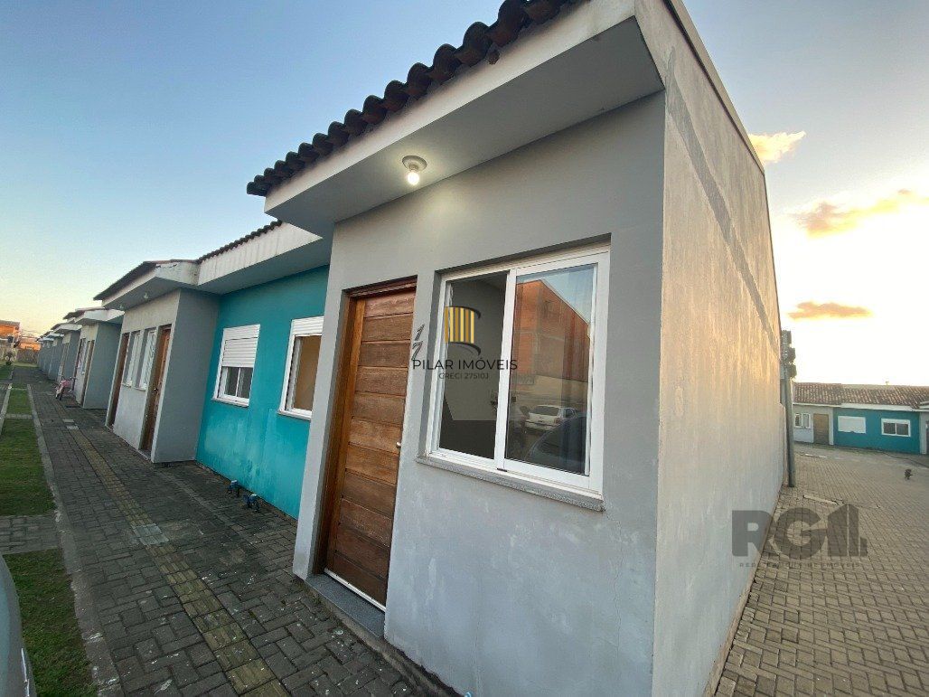 Casa Condominio 2 Dormitório(s) Bairro Ponta Grossa