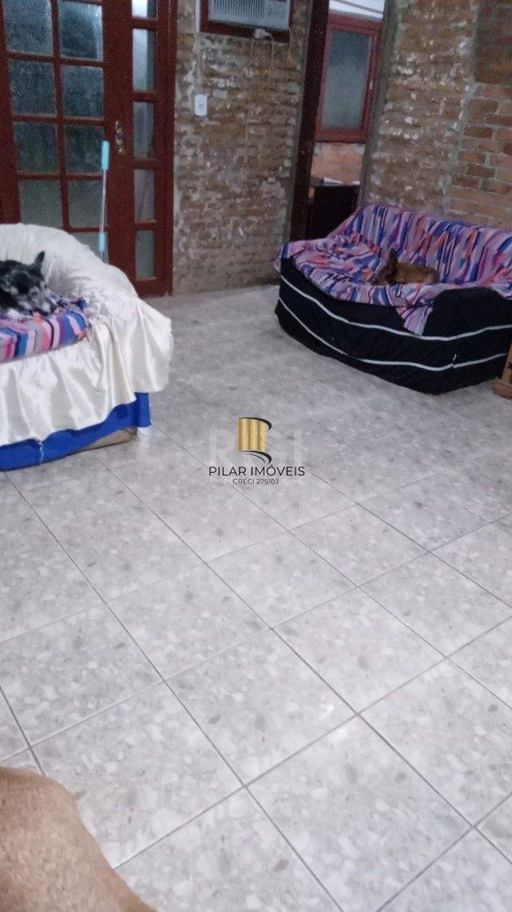 Casa para Venda - 400m², 3 dormitórios, Ponta Grossa