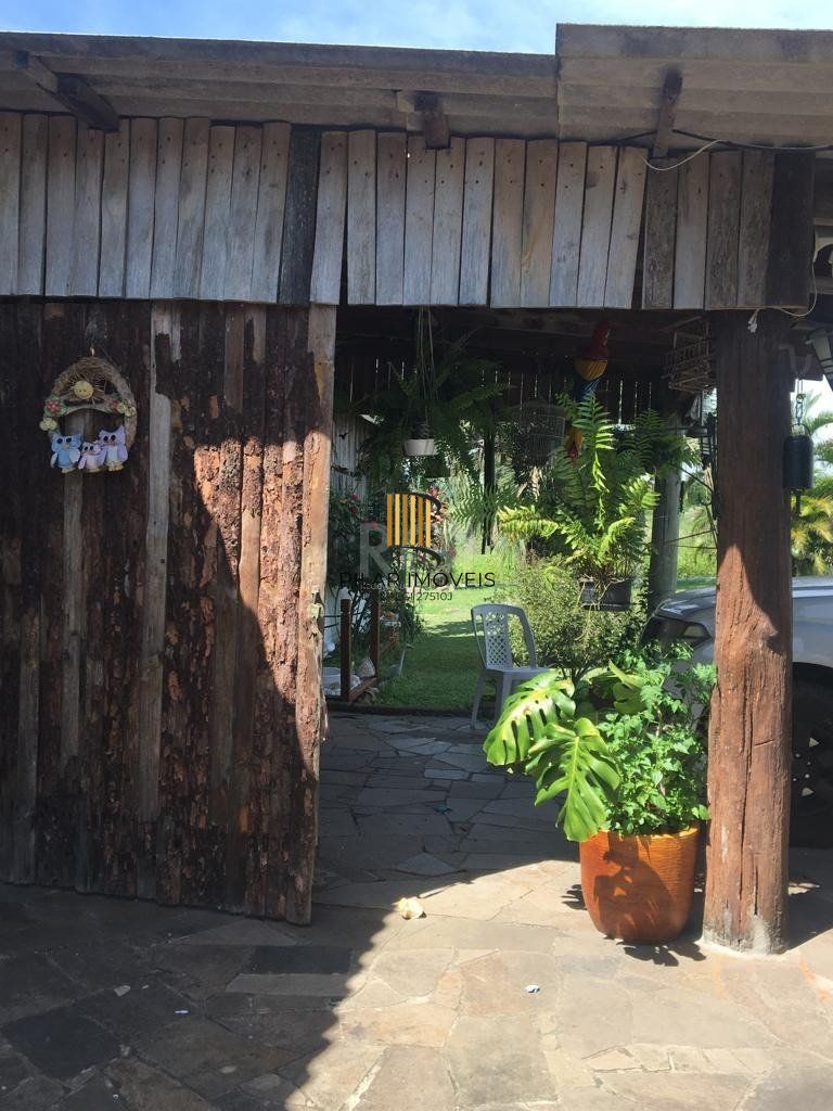 Casa 3 Dormitório(s) Bairro Hípica