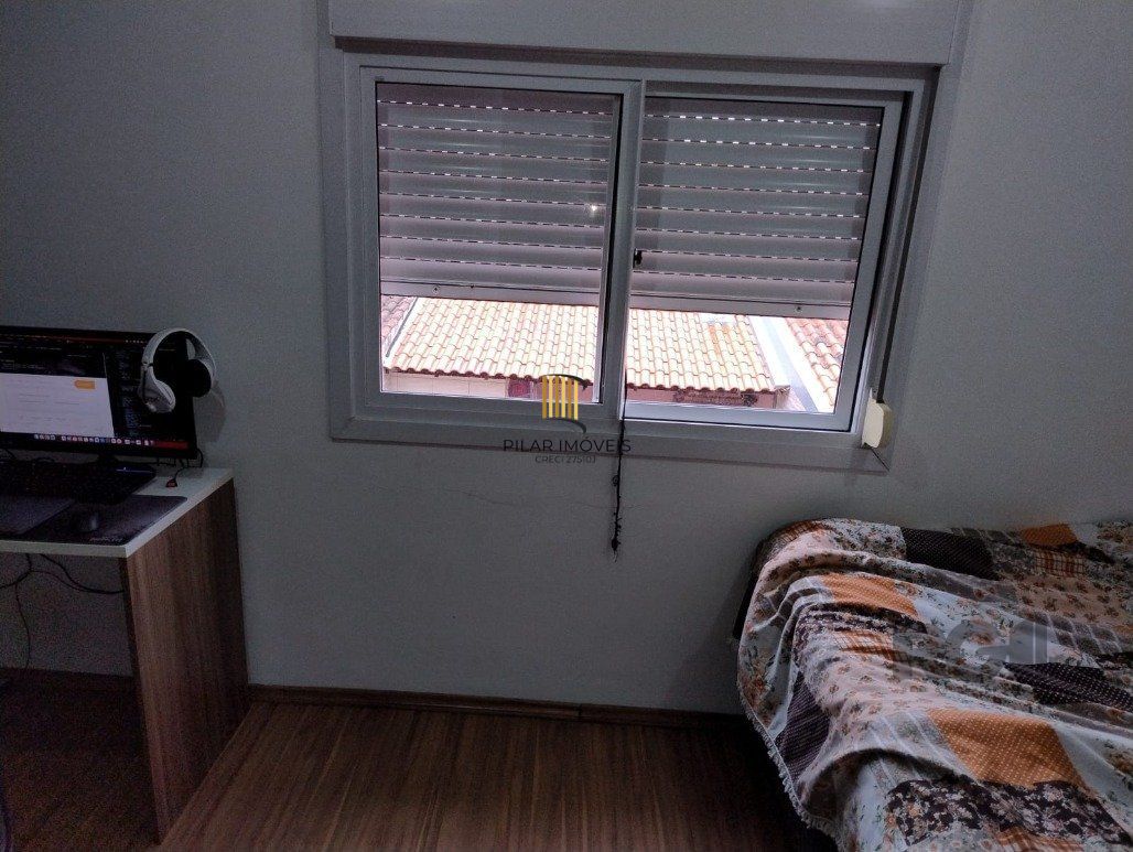 Casa 4 Dormitório(s) Bairro Hípica