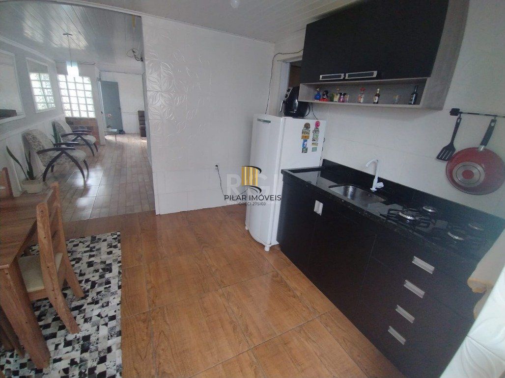 Casa para Venda - 103m², 2 dormitórios, 1 vaga - Hípica