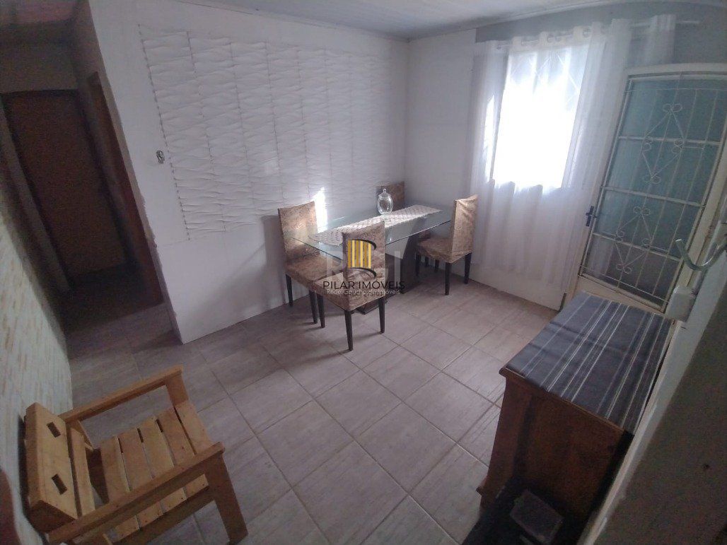 Casa para Venda - 103m², 2 dormitórios, 1 vaga - Hípica