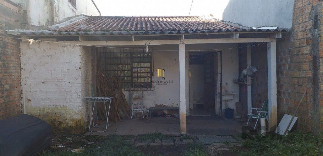 Casa 2 Dormitório(s) Bairro Hípica