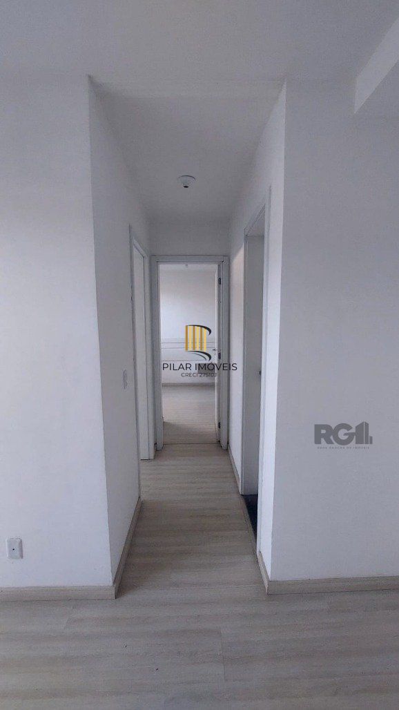 Apartamento 2 Dormitório(s) Bairro Morro Santana