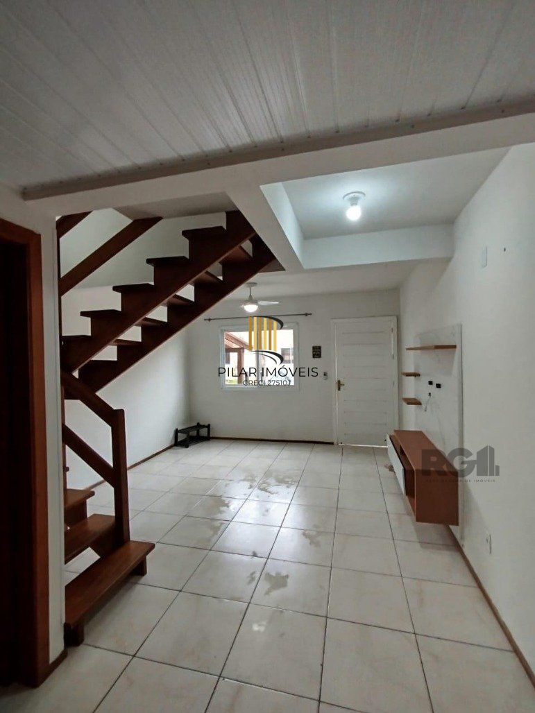 Casa de Condomínio 2 dormitórios no bairro Restinga