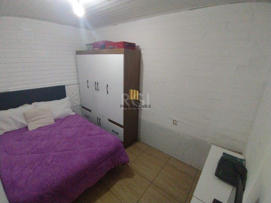 Casa para Venda - 103m², 2 dormitórios, 1 vaga - Hípica