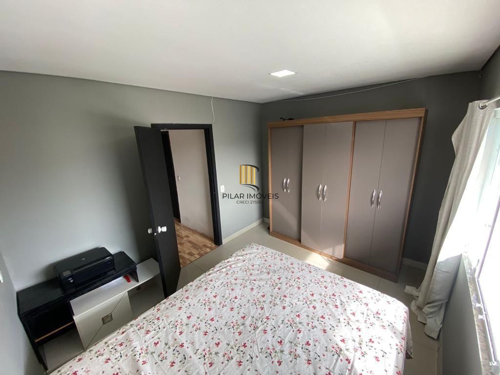 Casa 3 dormitórios no bairro Hípica