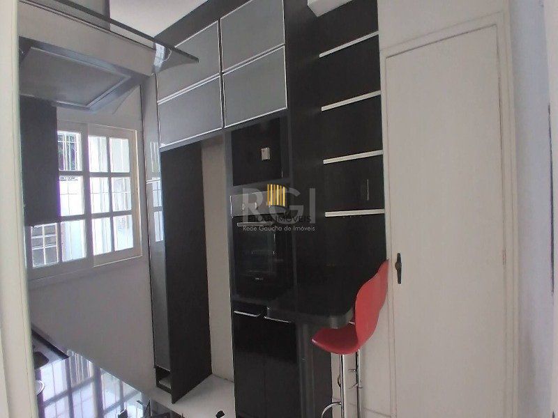 Sobrado para Venda - 162.4m², 3 dormitórios, sendo 1 suites, 2 vagas - Vila Assunção