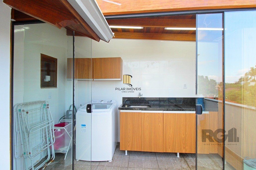 Sobrado para Venda - 218m², 4 dormitórios, sendo 3 suites, 2 vagas - Ipanema