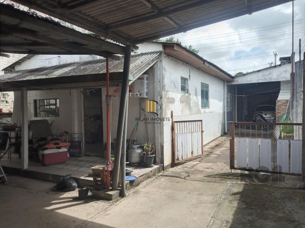 Casa 2 Dormitório(s) Bairro Restinga