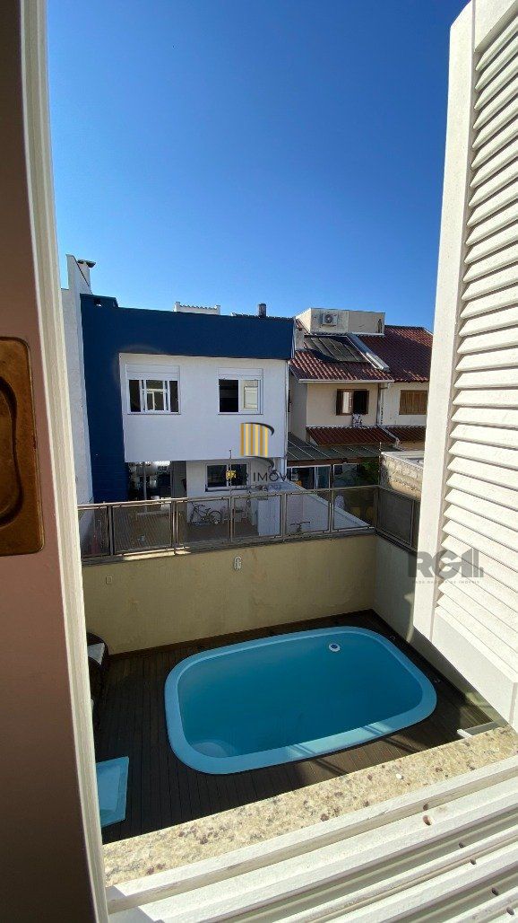 Casa 3 Dormitório(s) Bairro Hípica