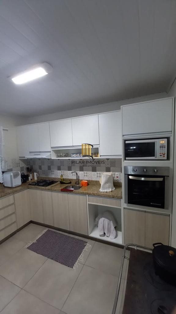 Casa 4 Dormitório(s) Bairro Hípica