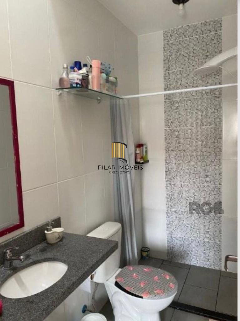 Casa 2 dormitórios no bairro Hípica