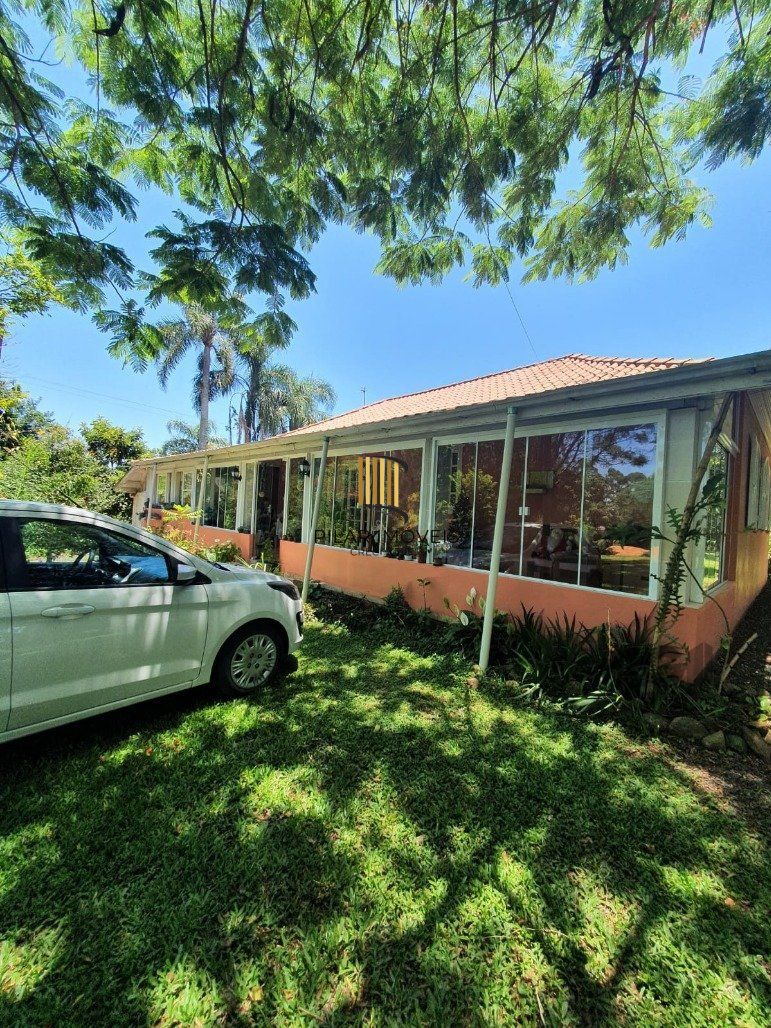 Sítio na R. Belvedere,555 no Campo Bonito em Torres - RS.