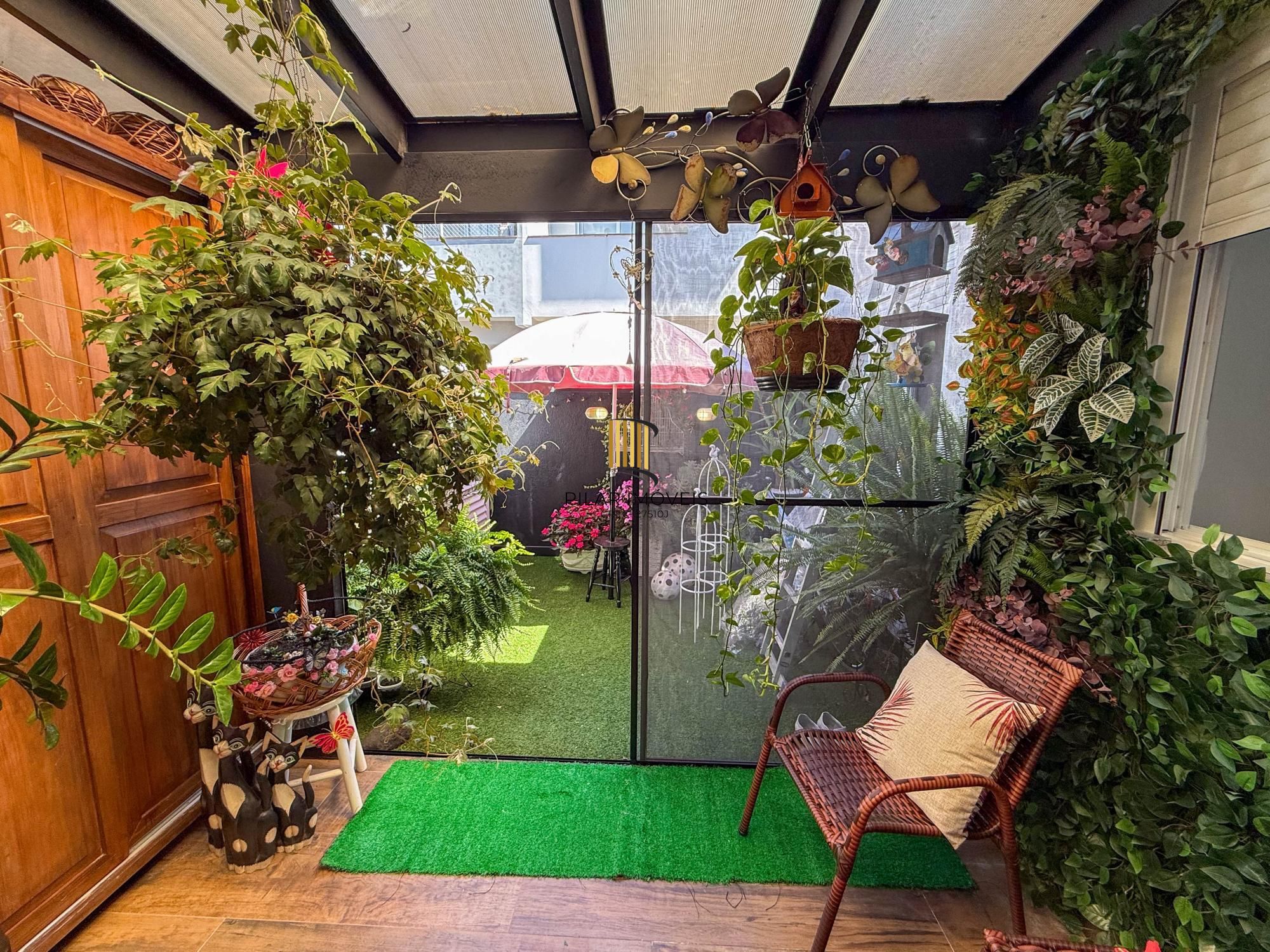 Casa de Condomínio 3 dormitórios no bairro Hípica