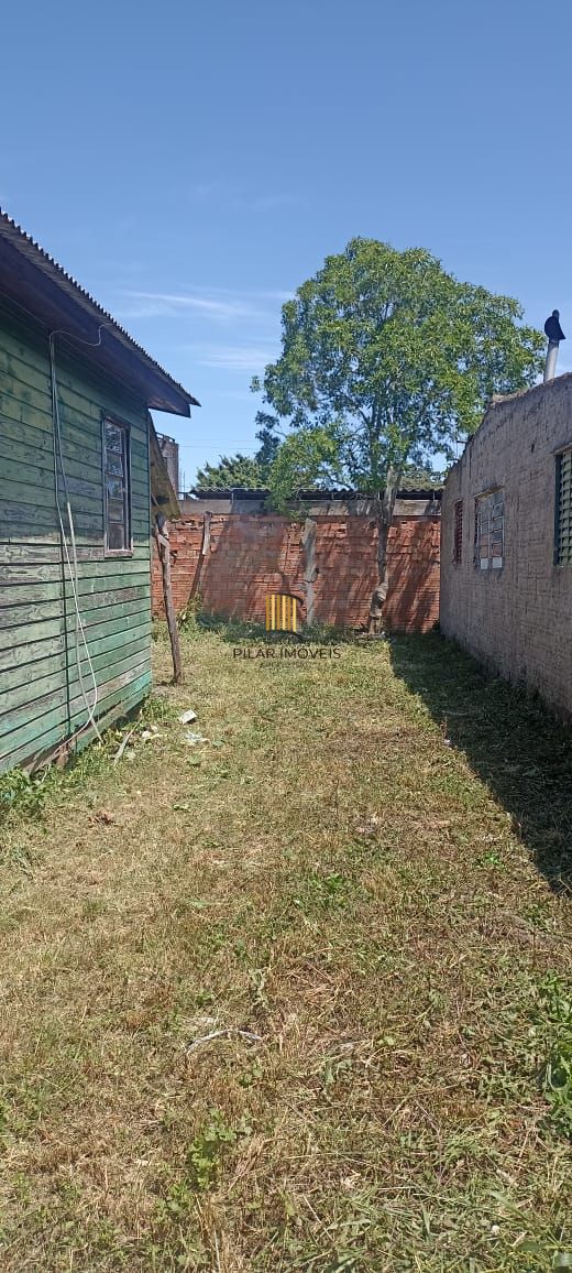 Casa 2 dormitórios no bairro Hípica