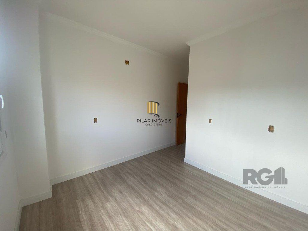 Sobrado para Venda - 80m², 2 dormitórios, sendo 2 suites, 1 vaga - Hípica