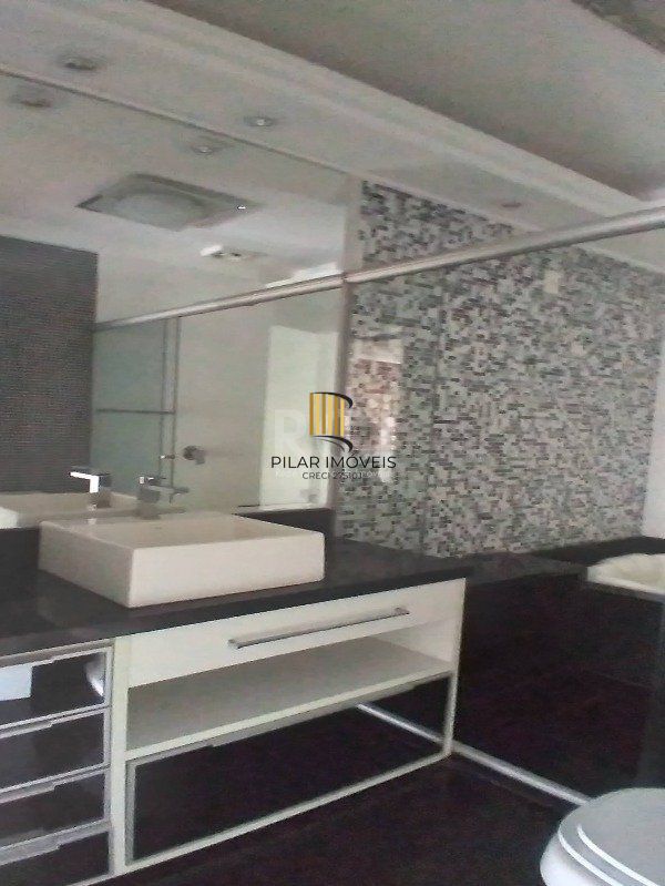 Sobrado para Venda - 162.4m², 3 dormitórios, sendo 1 suites, 2 vagas - Vila Assunção