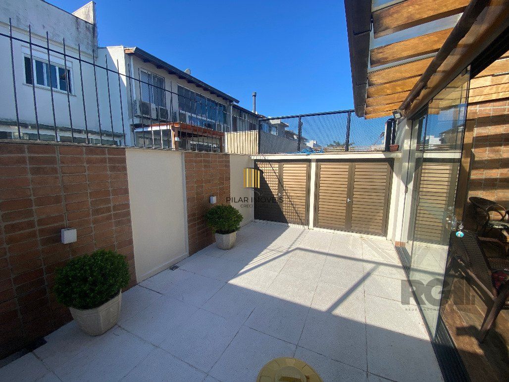 Casa 3 Dormitório(s) Bairro Hípica