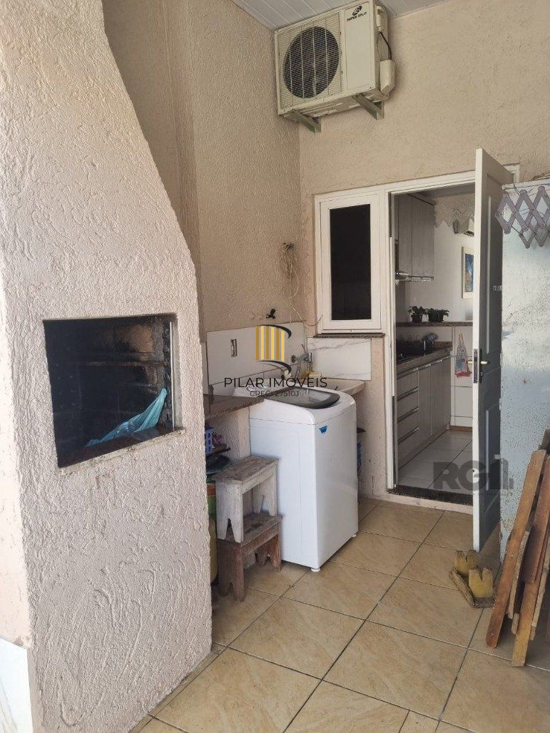 Casa Condominio 2 Dormitório(s) Bairro Hípica