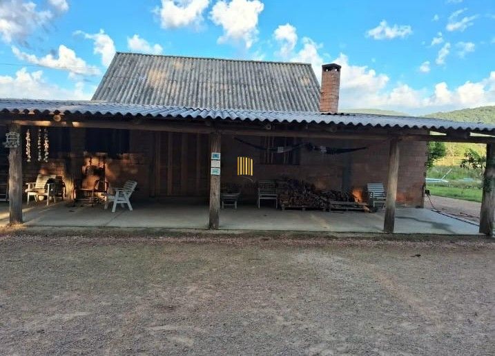 Sítio Exclusivo a Minutos da Restinga e com Fácil Acesso - Pilar Imóveis