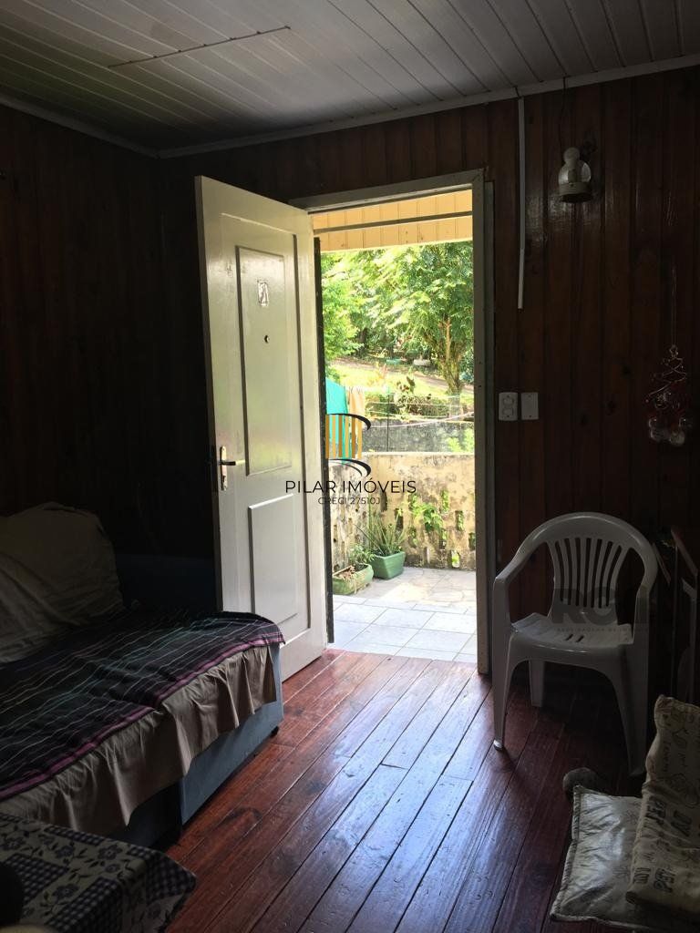 Casa 2 Dormitório(s) Bairro Vila Nova